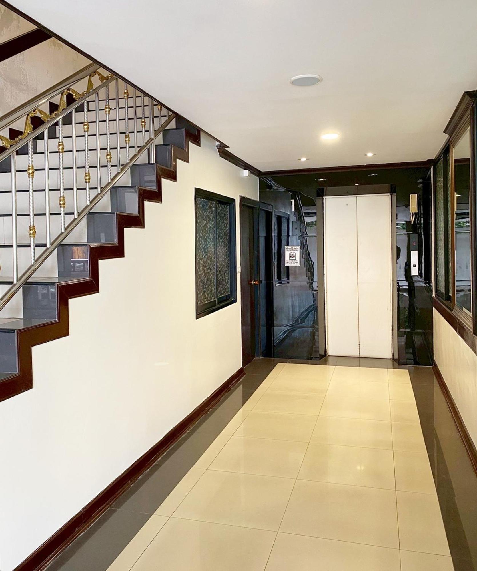 Hotel Romena Grand